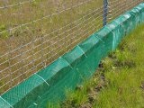 Ogrodzenie autostradowe z cz�ci� zakopywan� i siatk� dog�szczaj�c�